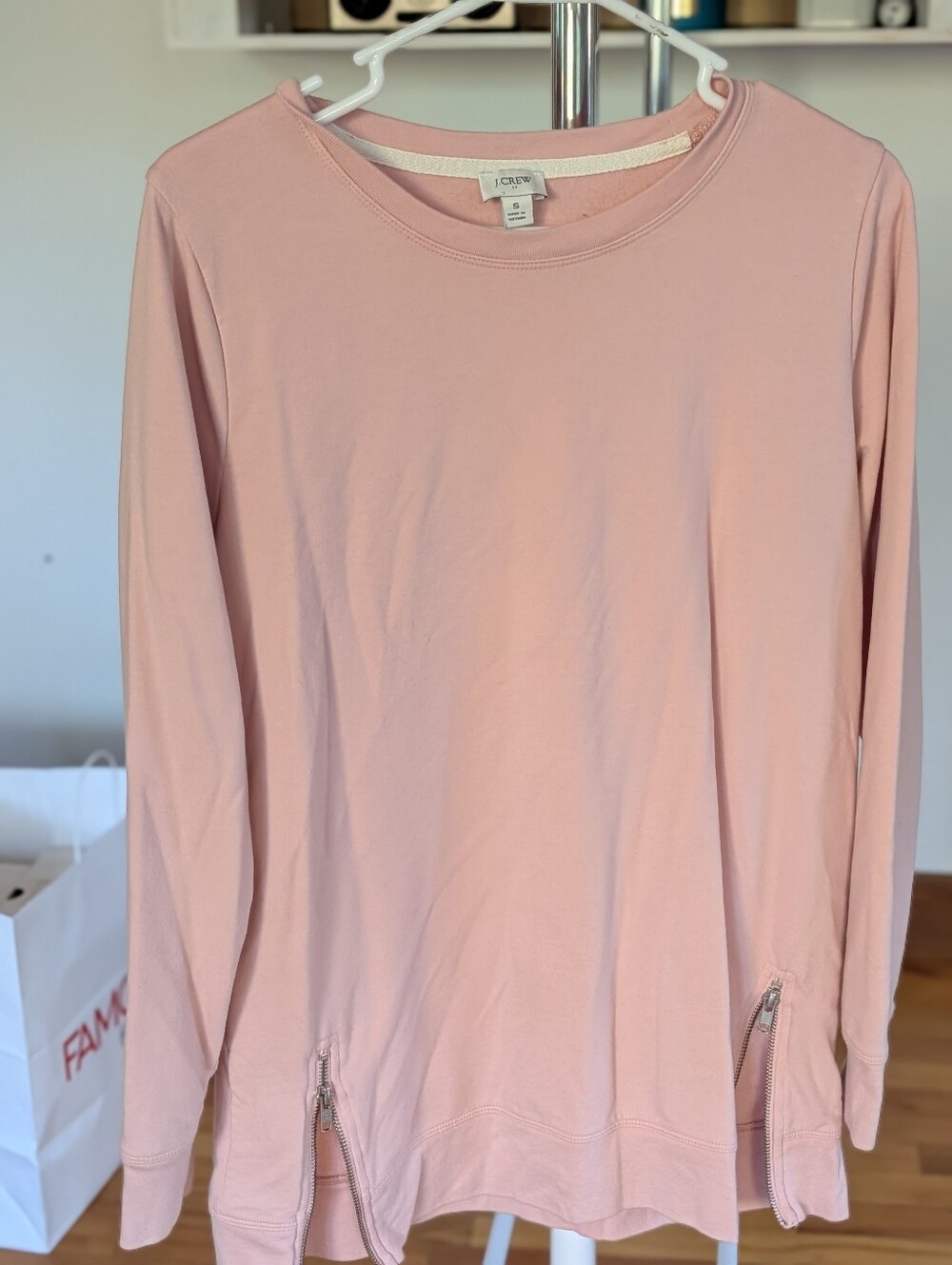 J.Crew Pink Long Sleeve Sweatshirt Top Side Zippers – Size Small